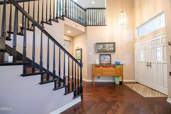 Simi Valley, CA 93065,621 Hawks Bill Place