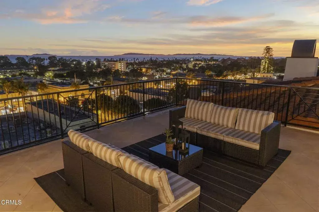 Ventura, CA 93001,436 Poli Street #501