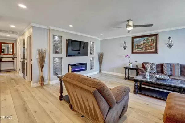 Oxnard, CA 93033,1960 Peoria Place