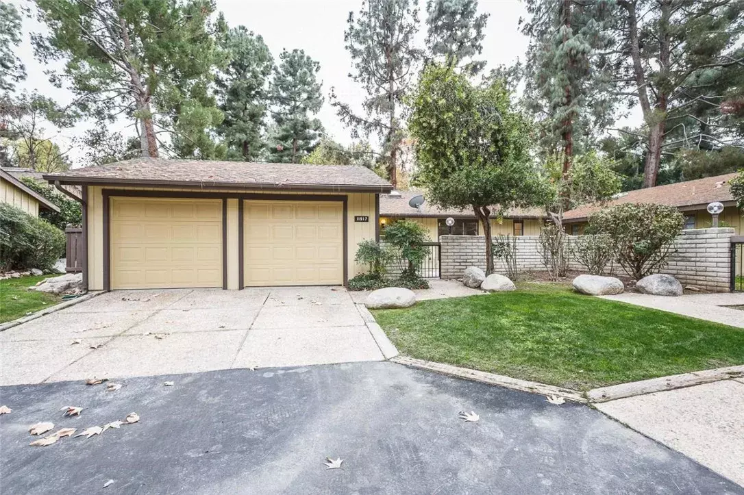 Bakersfield, CA 93306,11917 Laver Court #38