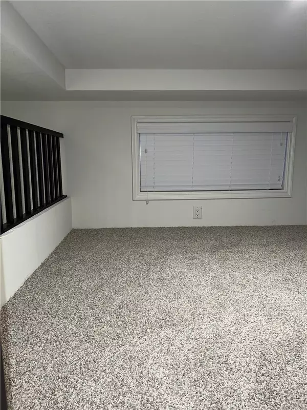 Gardena, CA 90247,13525 S. Vermont Ave. #37