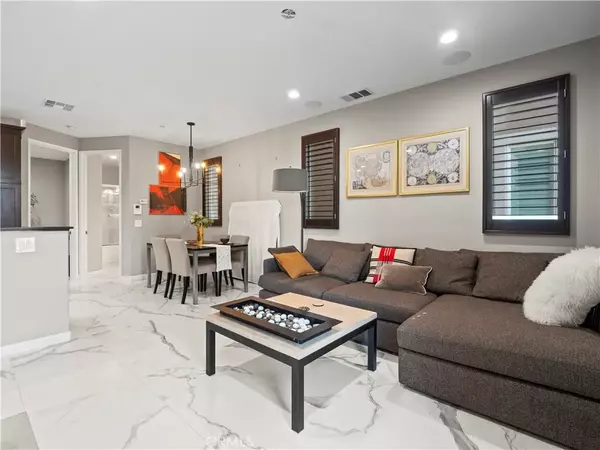 Van Nuys, CA 91405,14725 Sherman Way