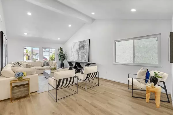 Lakewood, CA 90715,20942 Callaway Avenue