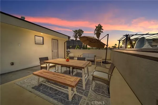 4617 Riverton Avenue, North Hollywood, CA 91602