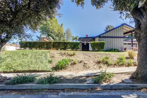 San Dimas, CA 91773,2370 Via Fresa