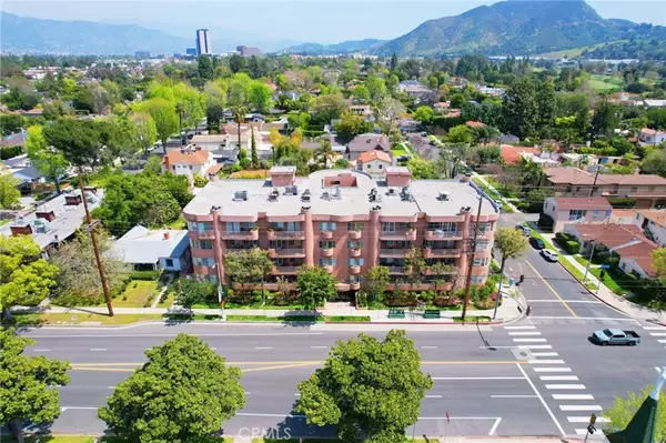 4310 Cahuenga Boulevard #104, Toluca Lake, CA 91602