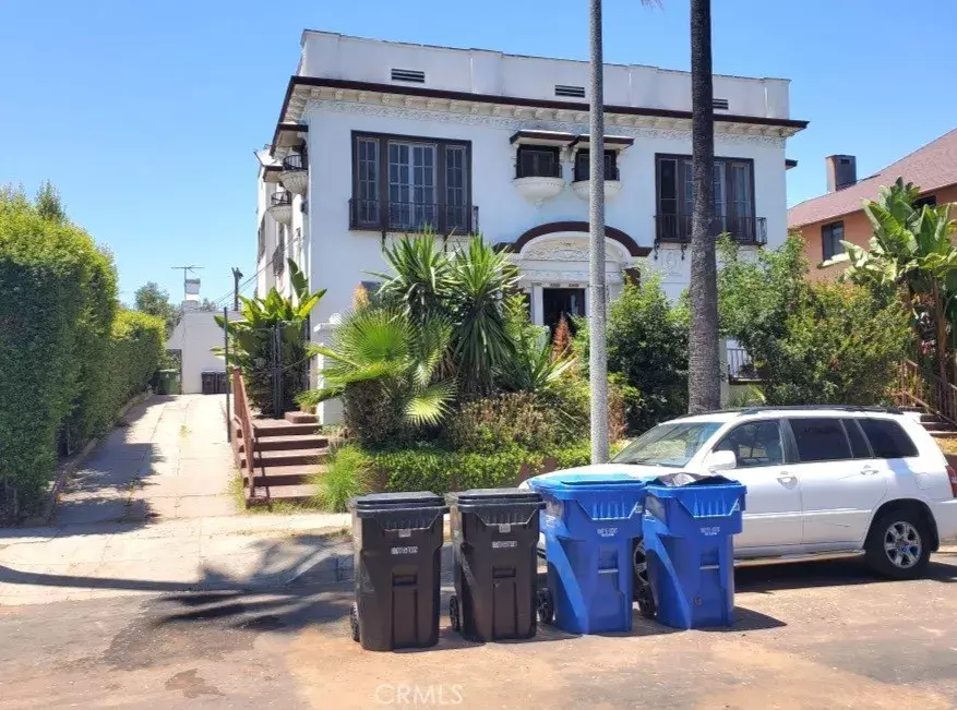 Los Angeles, CA 90026,1427 Laveta