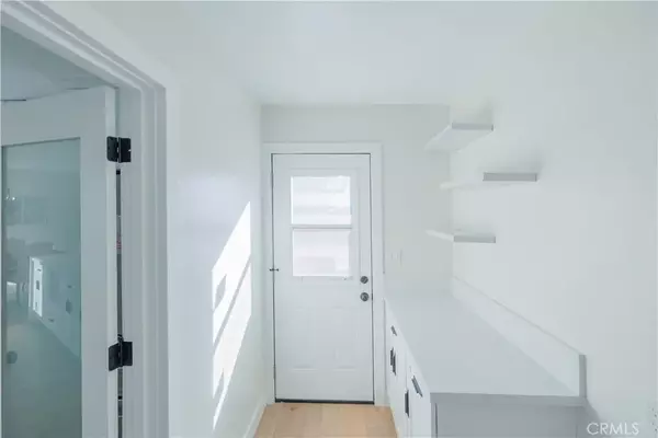 West Hills, CA 91307,7118 GATESHEAD WY