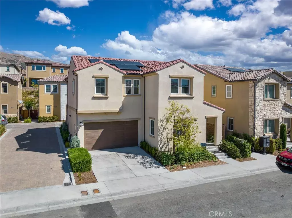 Porter Ranch, CA 91326,20643 W Chestnut Circle