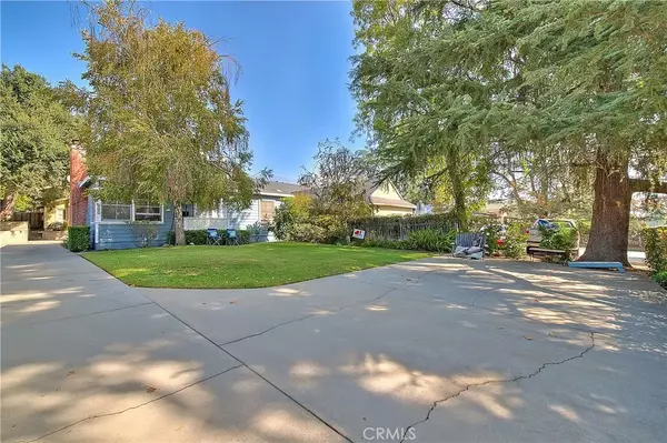 537 W Sierra Madre Boulevard, Sierra Madre, CA 91024