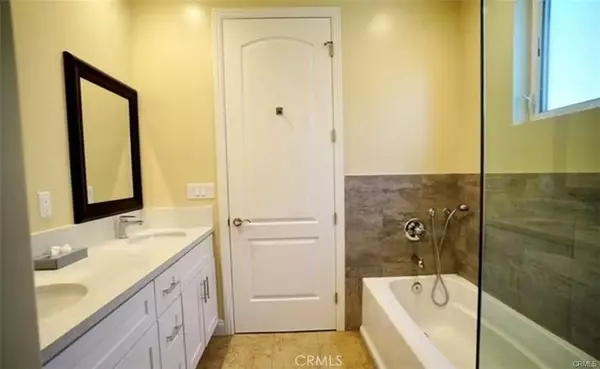 North Hollywood, CA 91605,7604 Lilly Way