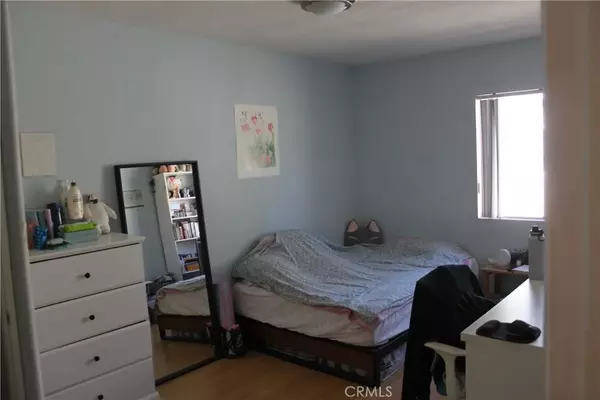 Culver City, CA 90230,4907 Indian Wood Road #206