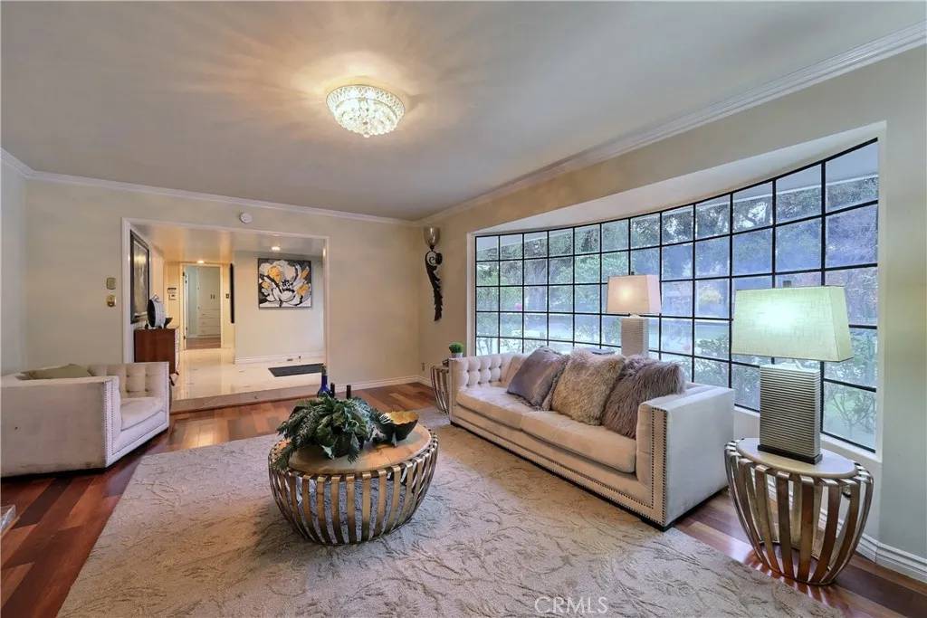 Arcadia, CA 91006,1235 Oakwood Drive