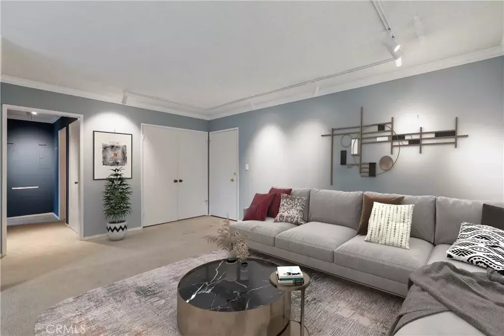 Culver City, CA 90230,5625 Windsor Way #201