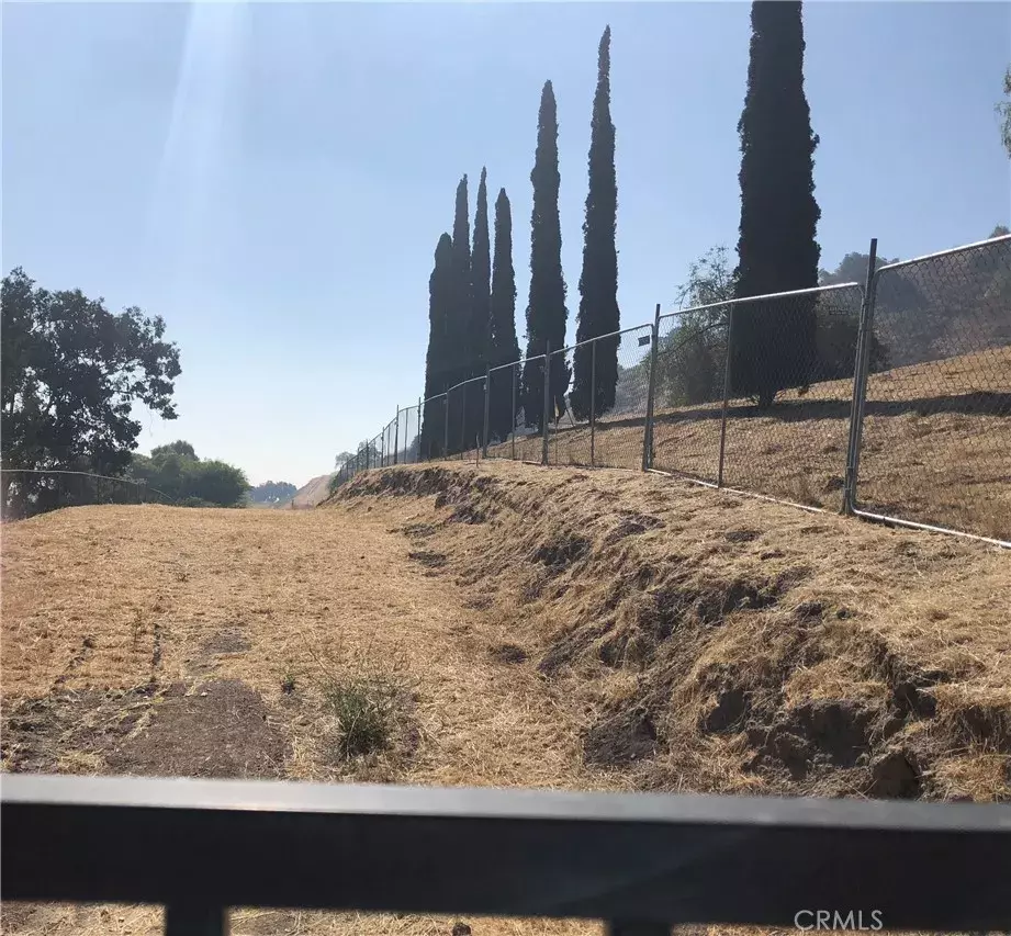 San Dimas, CA 91773,100 Rawlinsdale