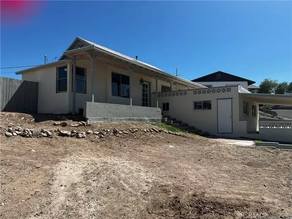 Needles, CA 92363,323 E Street