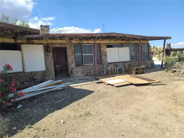 4511 Rockhouse Road, Mojave, CA 93501