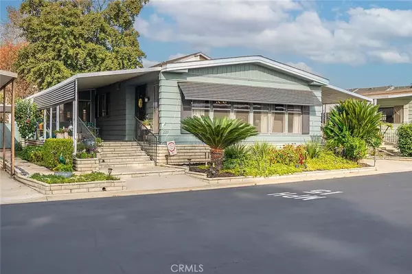 La Habra, CA 90631,2201 Lake View #20