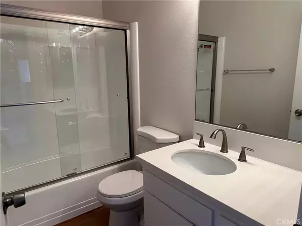 Newhall, CA 91321,26478 Oak Highland Drive