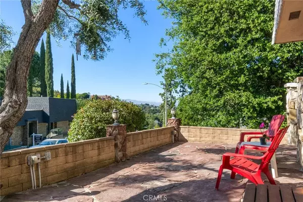 Encino, CA 91436,17060 Escalon Drive