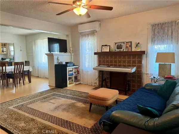 Alhambra, CA 91801,606 N Olive Avenue