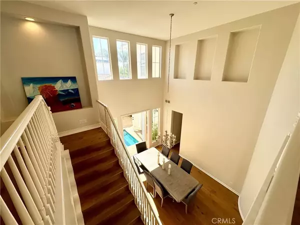 Irvine, CA 92620,25 New Dawn