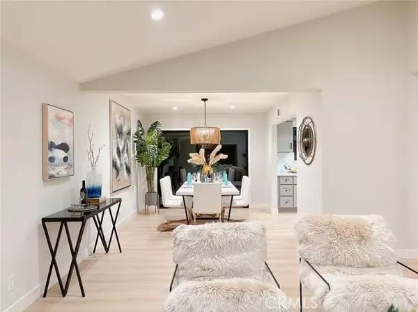 Temple City, CA 91780,9712 Longden Avenue