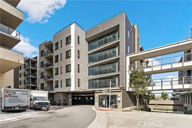 Irvine, CA 92612,2508 Nolita