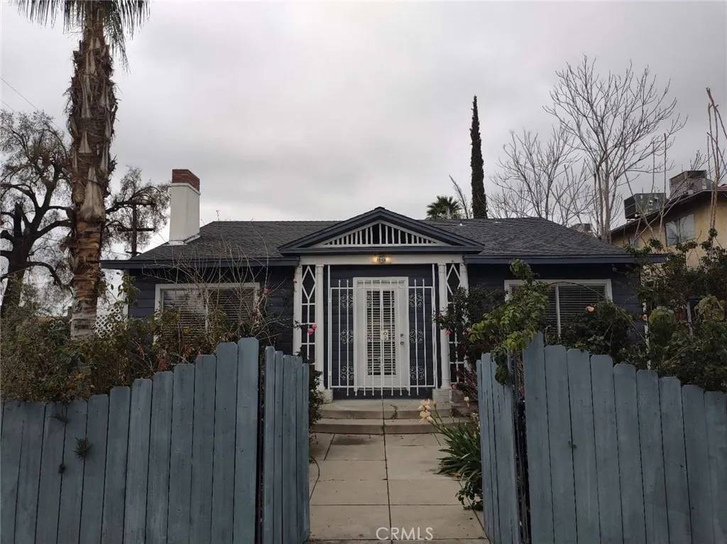 1618 Baker St, Bakersfield, CA 93305