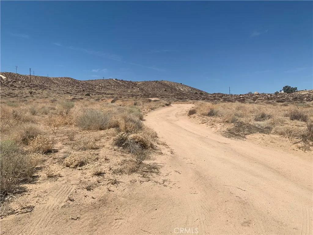 Palmdale, CA 93550,0 Vac/Tierra Subida/Vic 5th Stw