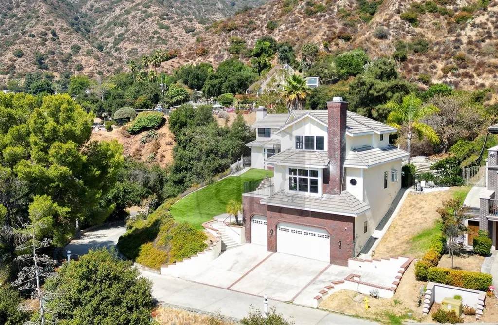 Sierra Madre, CA 91024,505 Lotus Lane