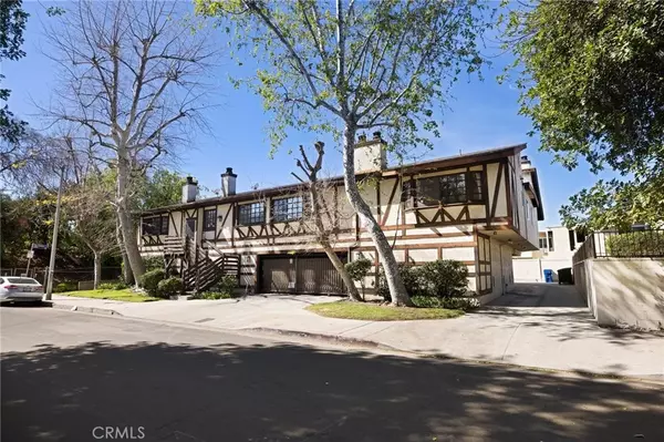 Valley Village, CA 91607,4633 Ben Avenue #2