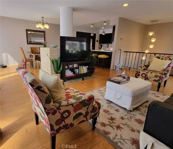 Alhambra, CA 91801,100 N Electric Avenue #5