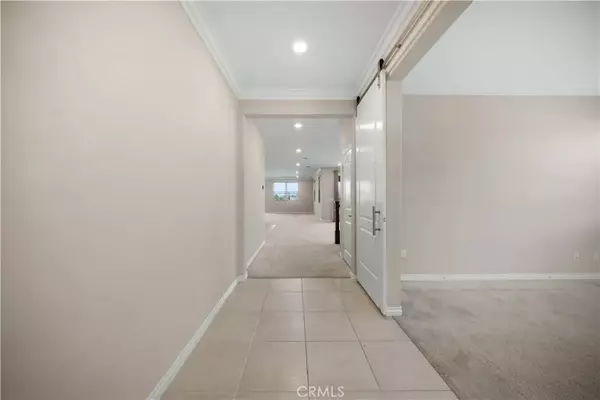 Temecula, CA 92592,33830 Edge Lane