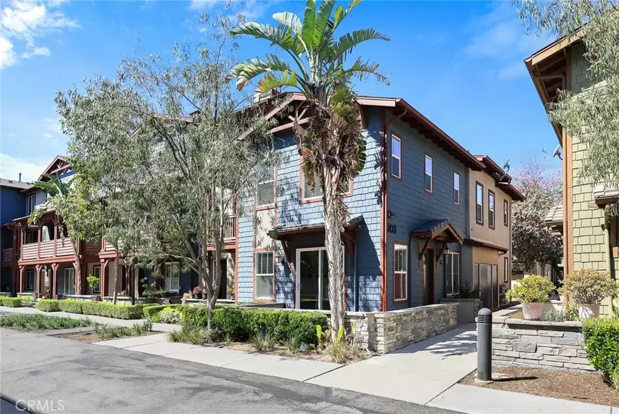 709 S Azusa Avenue #G, Azusa, CA 91702