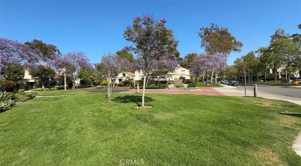 Irvine, CA 92612,9 Morena #28