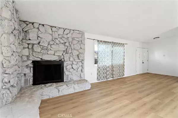 Yucca Valley, CA 92284,57526 Onaga