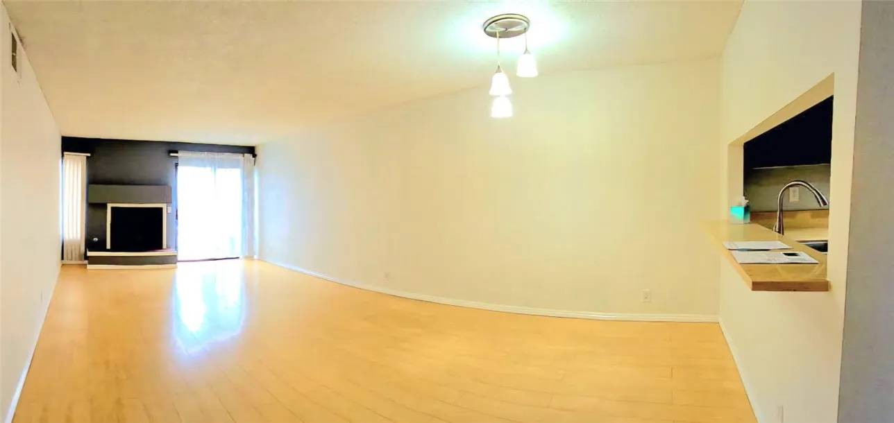 21040 Parthenia Street #13, Canoga Park, CA 91304