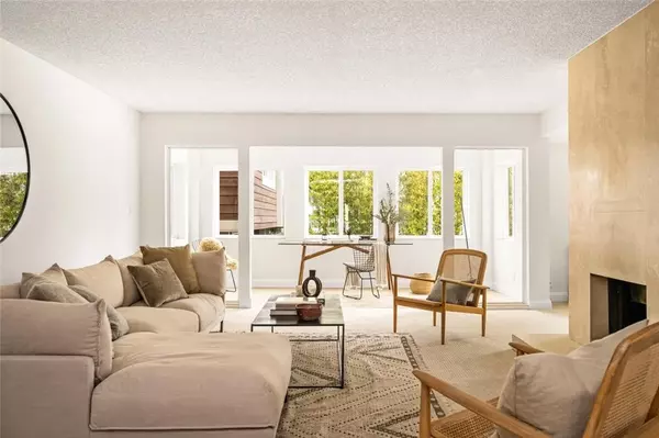 Marina Del Rey, CA 90292,4050 Via Dolce #241