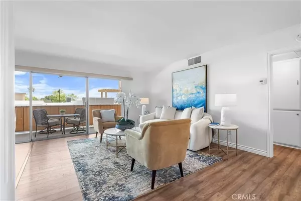 Pasadena, CA 91107,2468 Mohawk Street #202