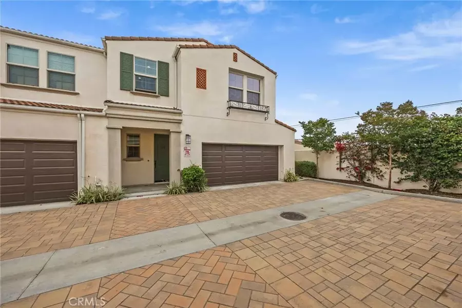 293 E Arrow #12, Glendora, CA 91740