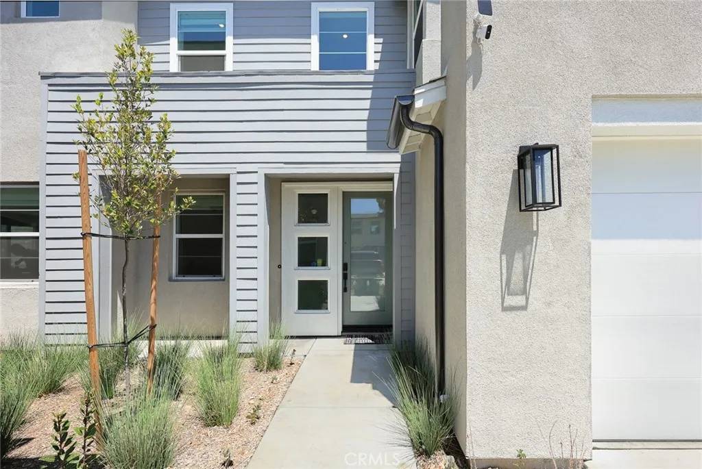 Fontana, CA 92336,15842 Caterpillar Drive