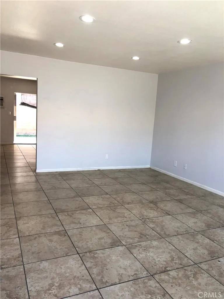 Pomona, CA 91766,4185 E Grand Avenue