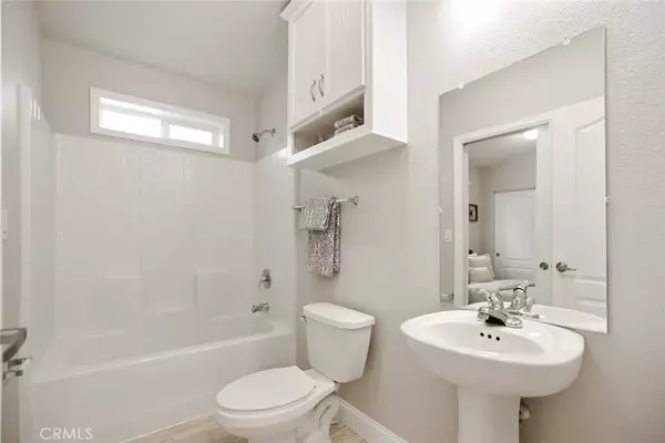 North Hollywood, CA 91605,8250 Lankershim BLVD #29