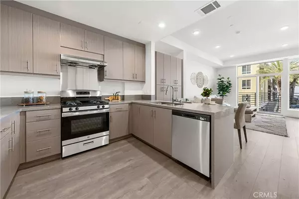 Alhambra, CA 91801,168 S Monterey Street #402