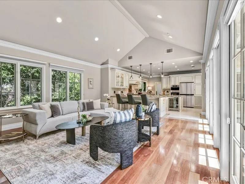 San Marino, CA 91108,2560 Raleigh Drive