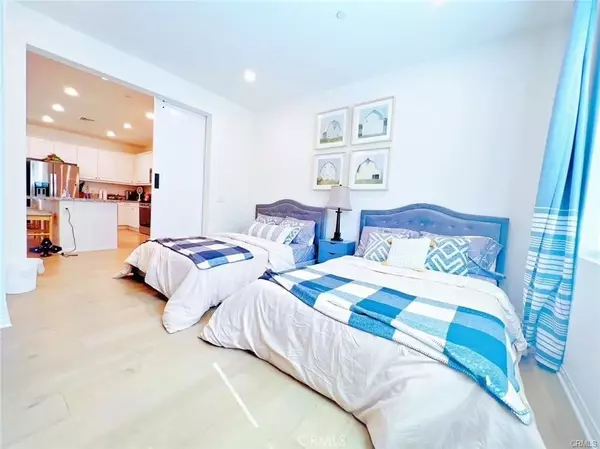 Ontario, CA 91761,3410 E Foxglove Way