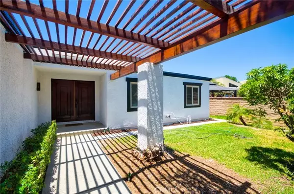 Northridge, CA 91324,9539 Gladbeck Avenue