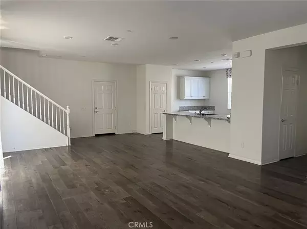 Eastvale, CA 92880,13084 Irisbend Avenue