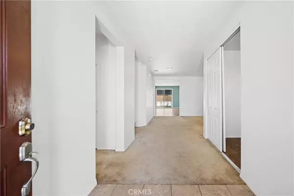 Jurupa Valley, CA 91752,11877 Crossbill Way